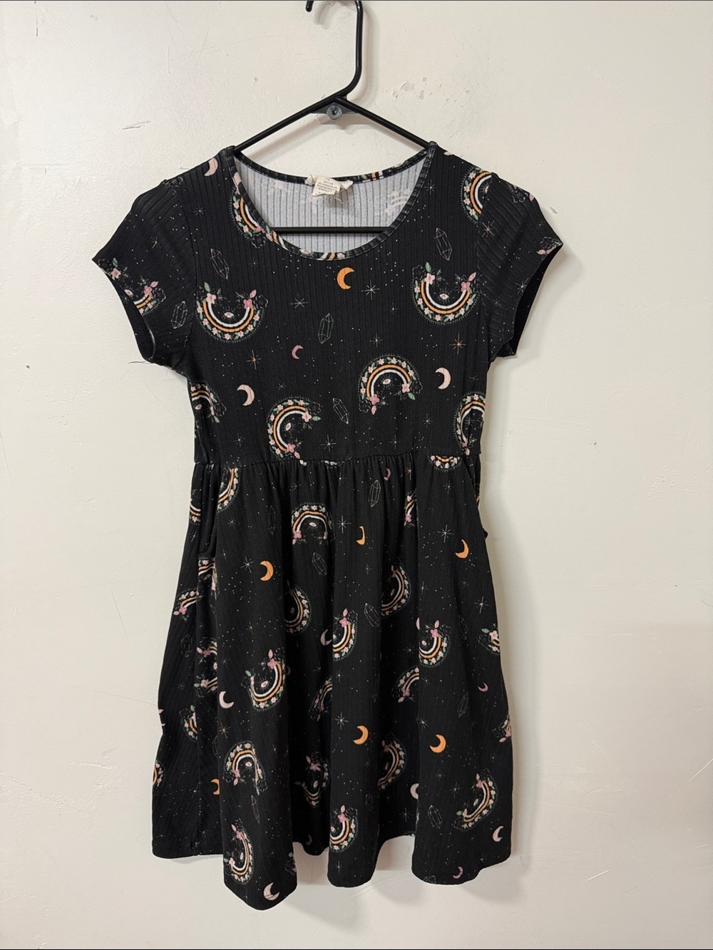 Girls' Black Moon & Rainbow Print Short Sleeve Casual Dress